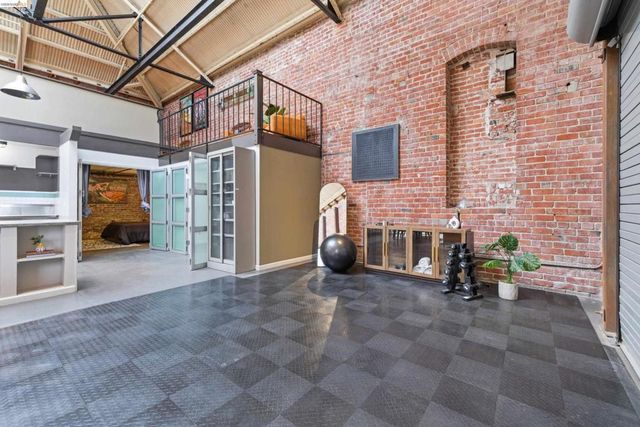 730 29Th St 118, Oakland, CA 94609