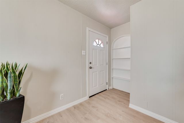 5074 Mayfair Street, Fort Worth, TX 76116