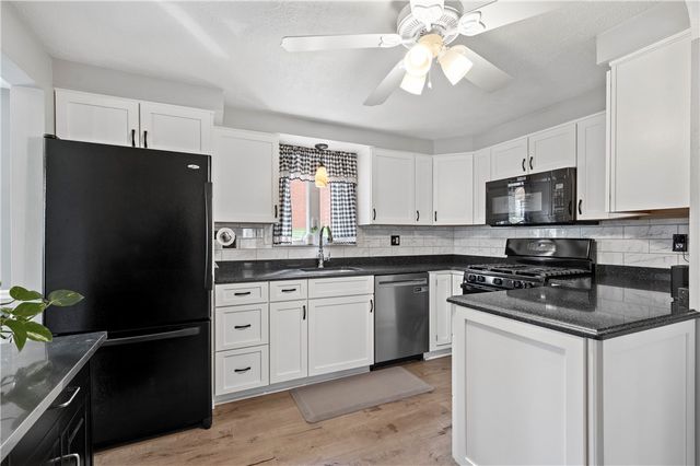 2347 Casswell Drive, Bethel Park, PA 15102
