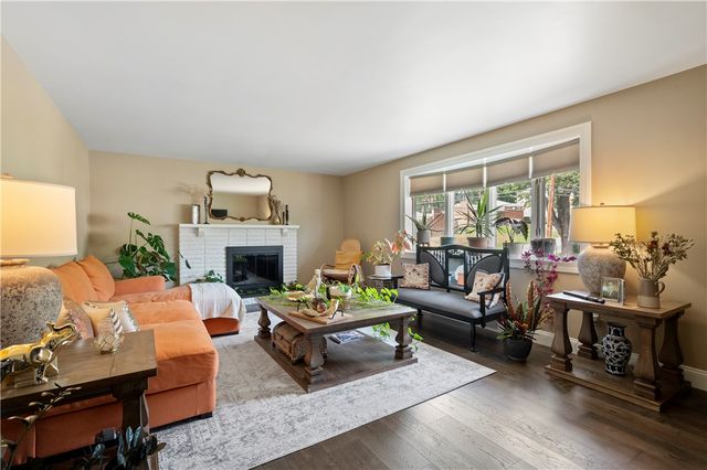 2347 Casswell Drive, Bethel Park, PA 15102