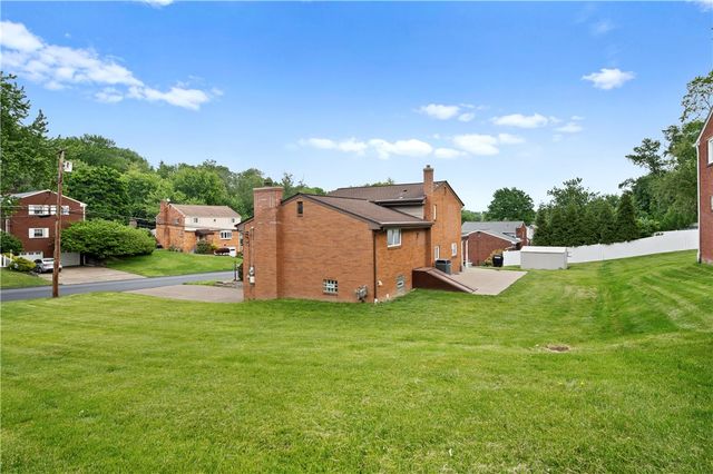 2347 Casswell Drive, Bethel Park, PA 15102