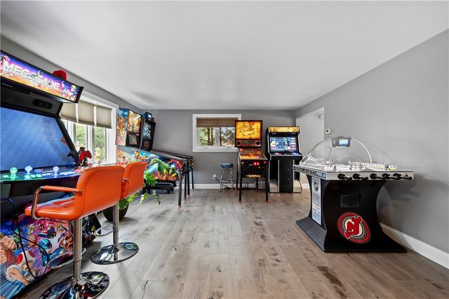2347 Casswell Drive, Bethel Park, PA 15102