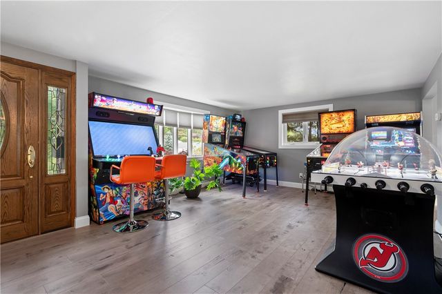 2347 Casswell Drive, Bethel Park, PA 15102