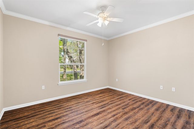 103 Harness LN, Georgetown, TX 78633