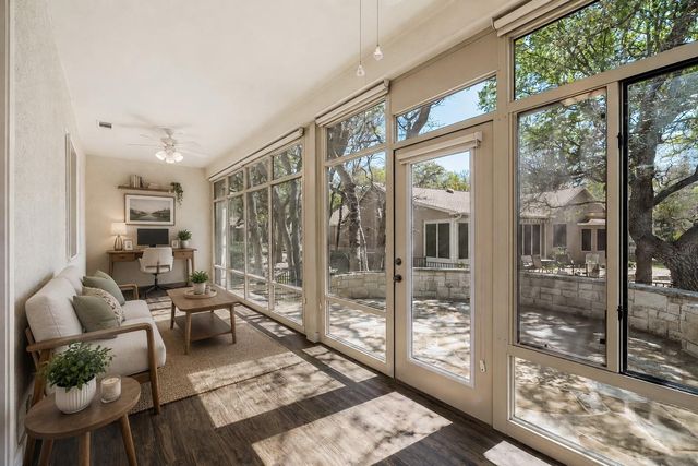 103 Harness LN, Georgetown, TX 78633