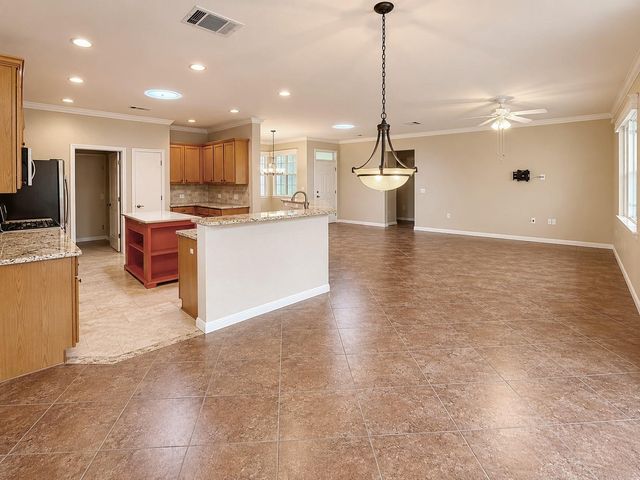 103 Harness LN, Georgetown, TX 78633