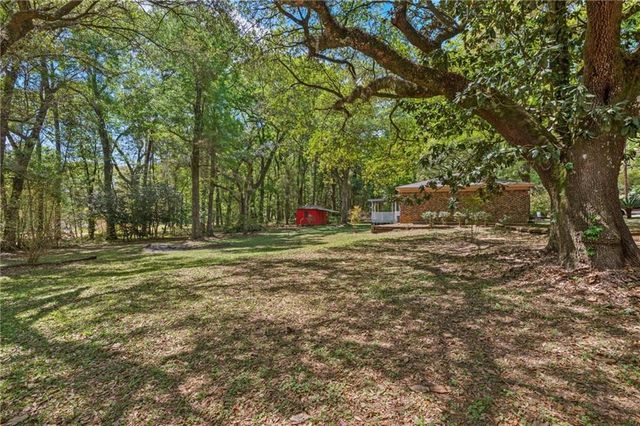 12583 King Arthur Drive, Grand Bay, AL 36541