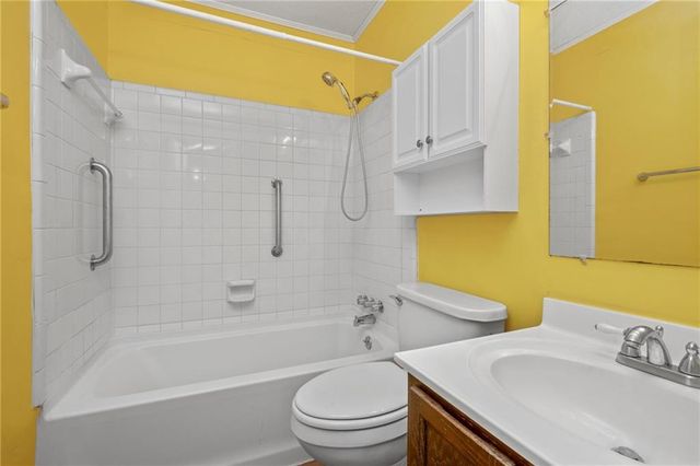 12583 King Arthur Drive, Grand Bay, AL 36541