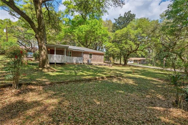 12583 King Arthur Drive, Grand Bay, AL 36541