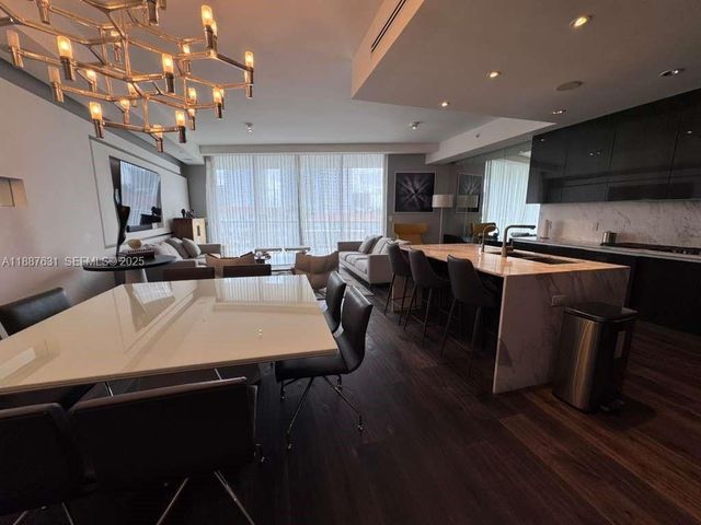 3250 NE 188th St 408, Aventura, FL 33180