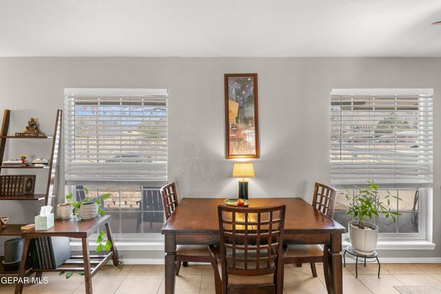 6201 HEATH Way NW, El Paso, TX 79912