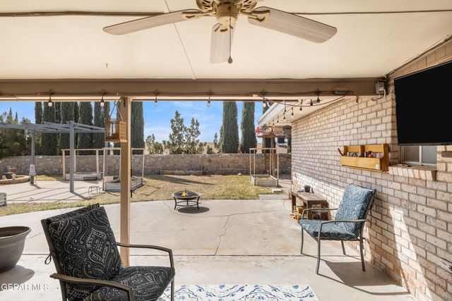 6201 HEATH Way NW, El Paso, TX 79912