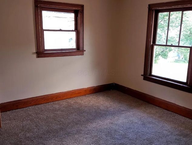 140 N Warren Avenue, Columbus, OH 43204