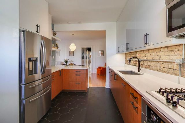 4176 N Clarendon Avenue 3N, Chicago, IL 60613