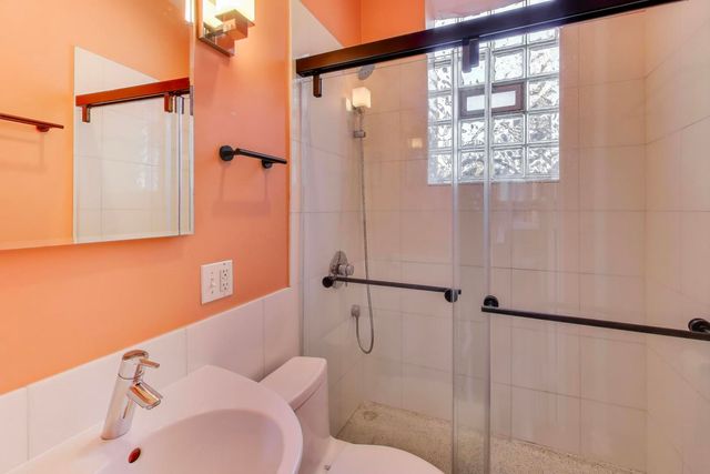 4176 N Clarendon Avenue 3N, Chicago, IL 60613