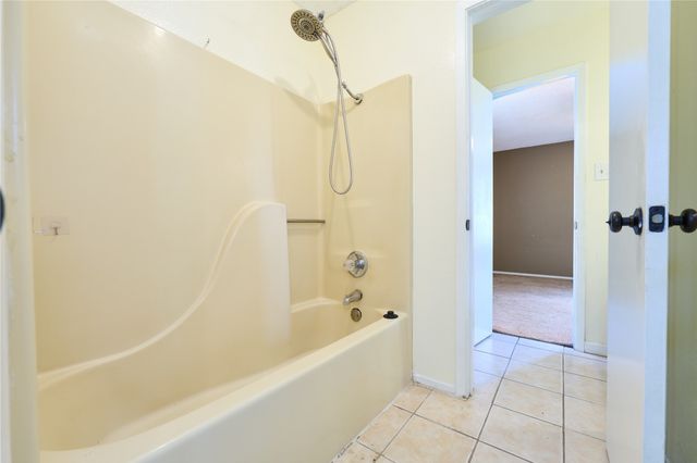 813 Loganwood Drive, Royse City, TX 75189