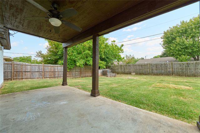 813 Loganwood Drive, Royse City, TX 75189