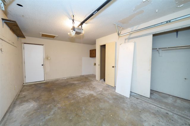 813 Loganwood Drive, Royse City, TX 75189