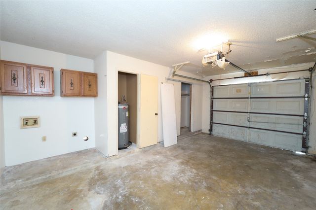 813 Loganwood Drive, Royse City, TX 75189