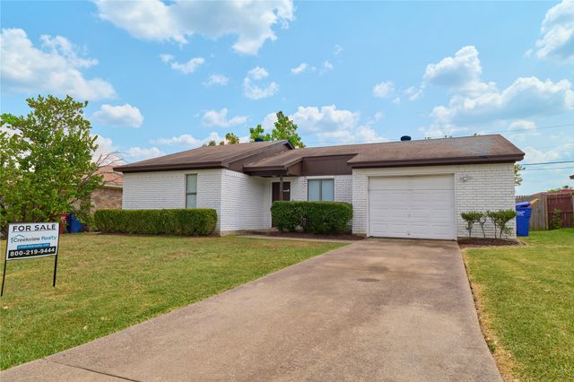813 Loganwood Drive, Royse City, TX 75189