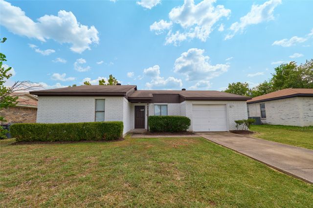 813 Loganwood Drive, Royse City, TX 75189