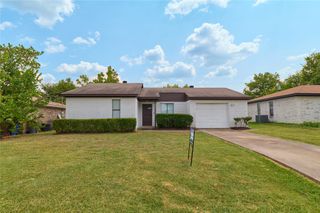 813 Loganwood Drive, Royse City, TX 75189