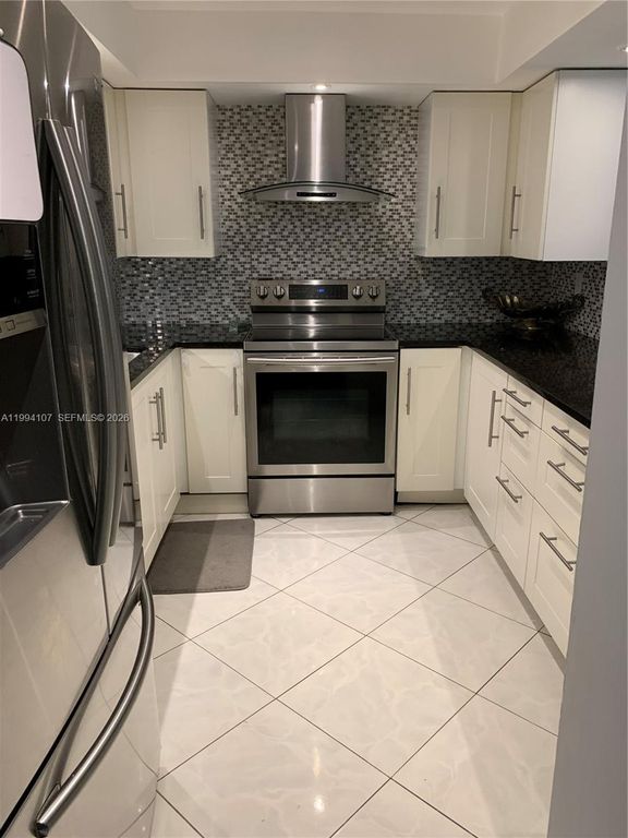 501 Three Islands Blvd 108, Hallandale Beach, FL 33009