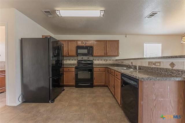 2406 Waterfall Drive, Killeen, TX 76549