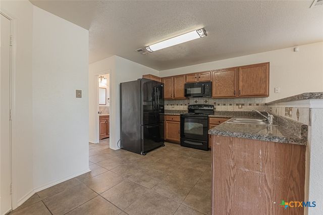 2406 Waterfall Drive, Killeen, TX 76549