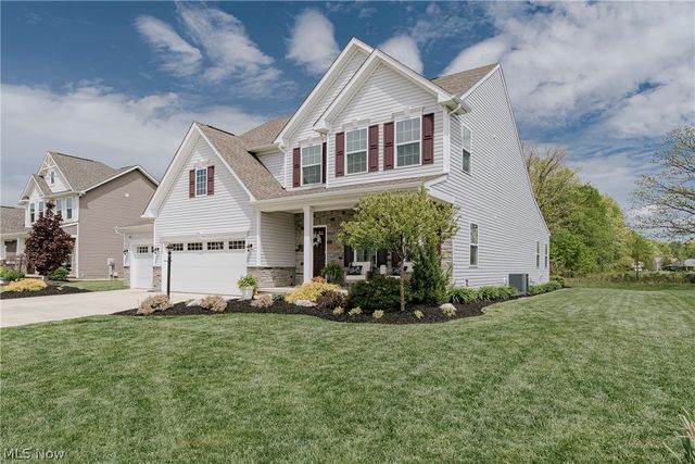 9049 Winfield Lane, North Ridgeville, OH 44039
