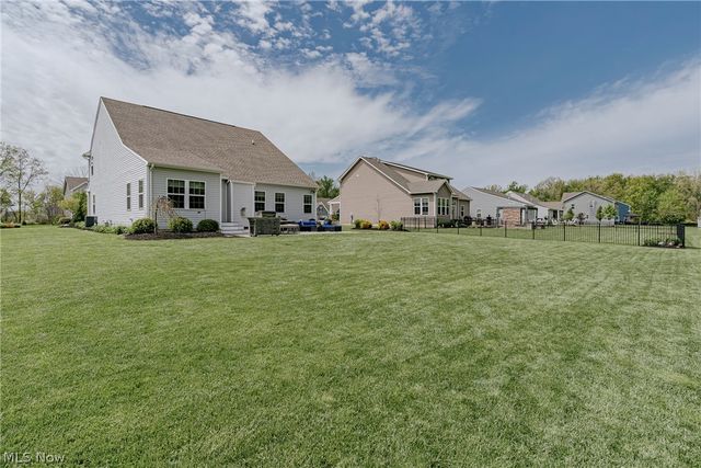 9049 Winfield Lane, North Ridgeville, OH 44039