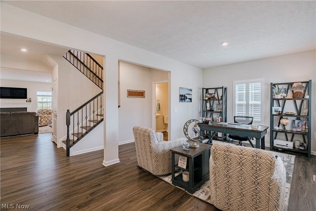 9049 Winfield Lane, North Ridgeville, OH 44039