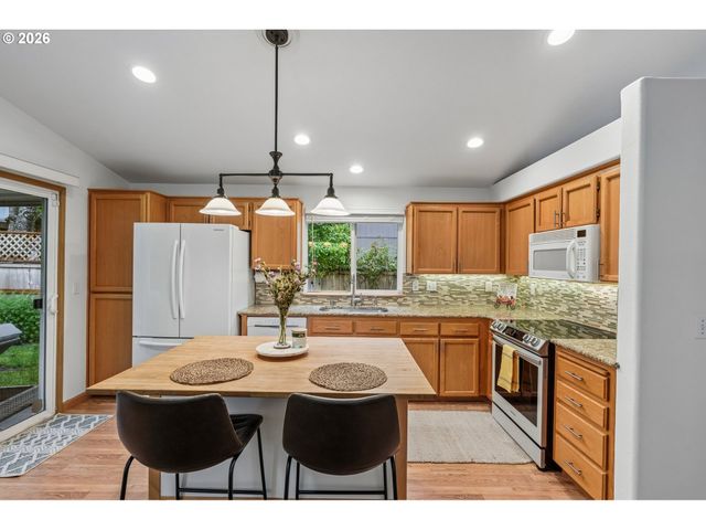 18209 Se 18TH St, Vancouver, WA 98683