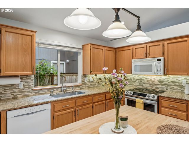 18209 Se 18TH St, Vancouver, WA 98683