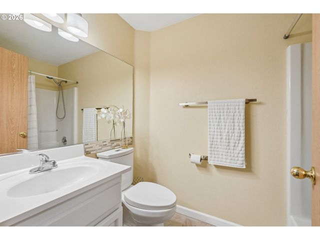 18209 Se 18TH St, Vancouver, WA 98683