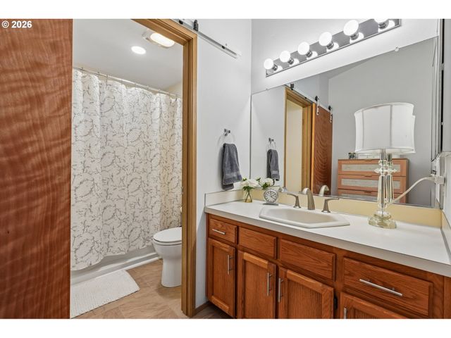 18209 Se 18TH St, Vancouver, WA 98683