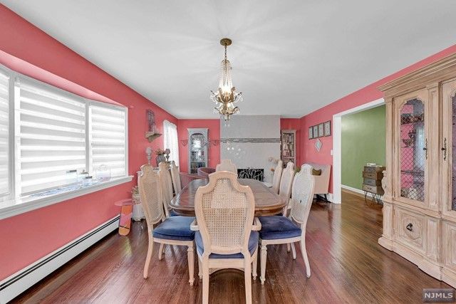 27 Old Pascack Road, Woodcliff Lake, NJ 07677