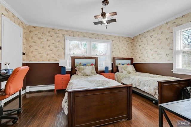 27 Old Pascack Road, Woodcliff Lake, NJ 07677