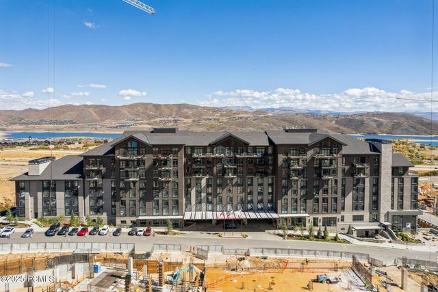 1702 W Glencoe Mountain Way 6006, Park City, UT 84060