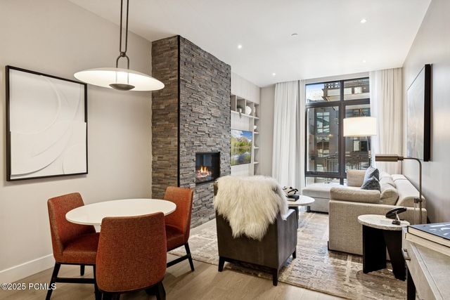 1702 W Glencoe Mountain Way 6006, Park City, UT 84060