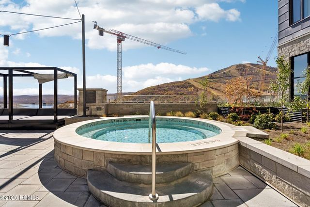 1702 W Glencoe Mountain Way 6006, Park City, UT 84060