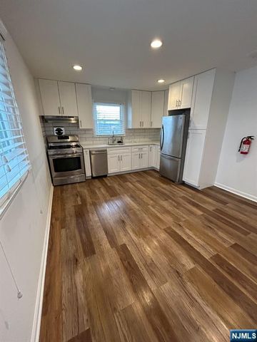 615 Chase Avenue 2, Lyndhurst, NJ 07071