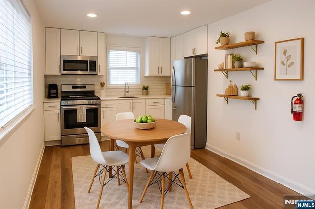 615 Chase Avenue 2, Lyndhurst, NJ 07071