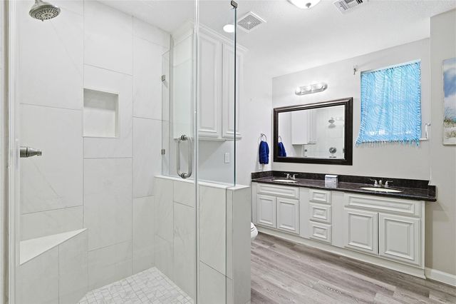 130 Tamana Drive, Tiki Island, TX 77554