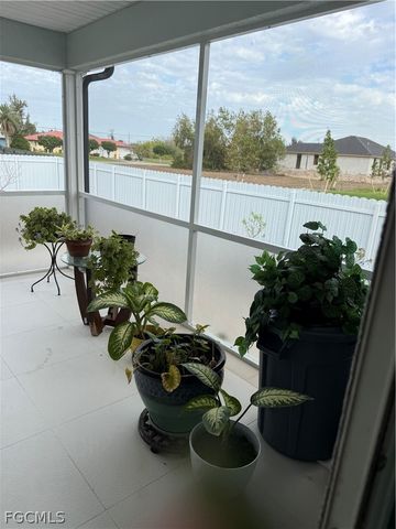 110 SW 21st PL, Cape Coral, FL 33991