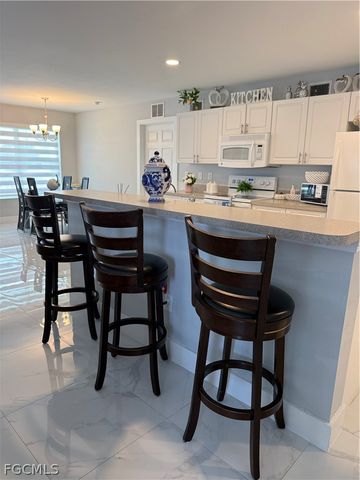 110 SW 21st PL, Cape Coral, FL 33991