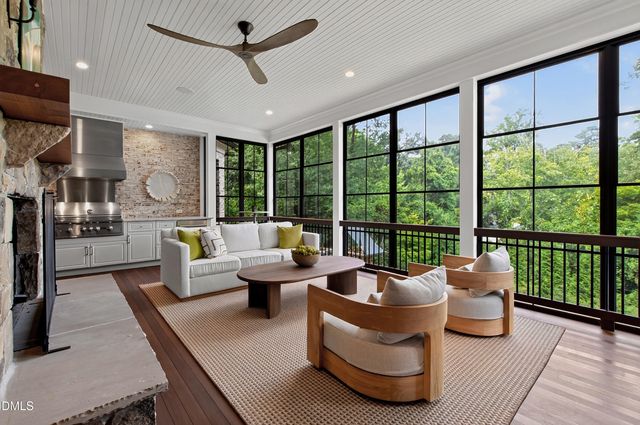 906 Lake Boone Trail, Raleigh, NC 27607