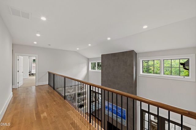 906 Lake Boone Trail, Raleigh, NC 27607