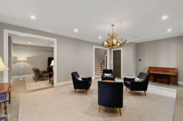 906 Lake Boone Trail, Raleigh, NC 27607