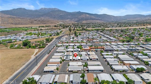 881 N Lake 362, Hemet, CA 92544